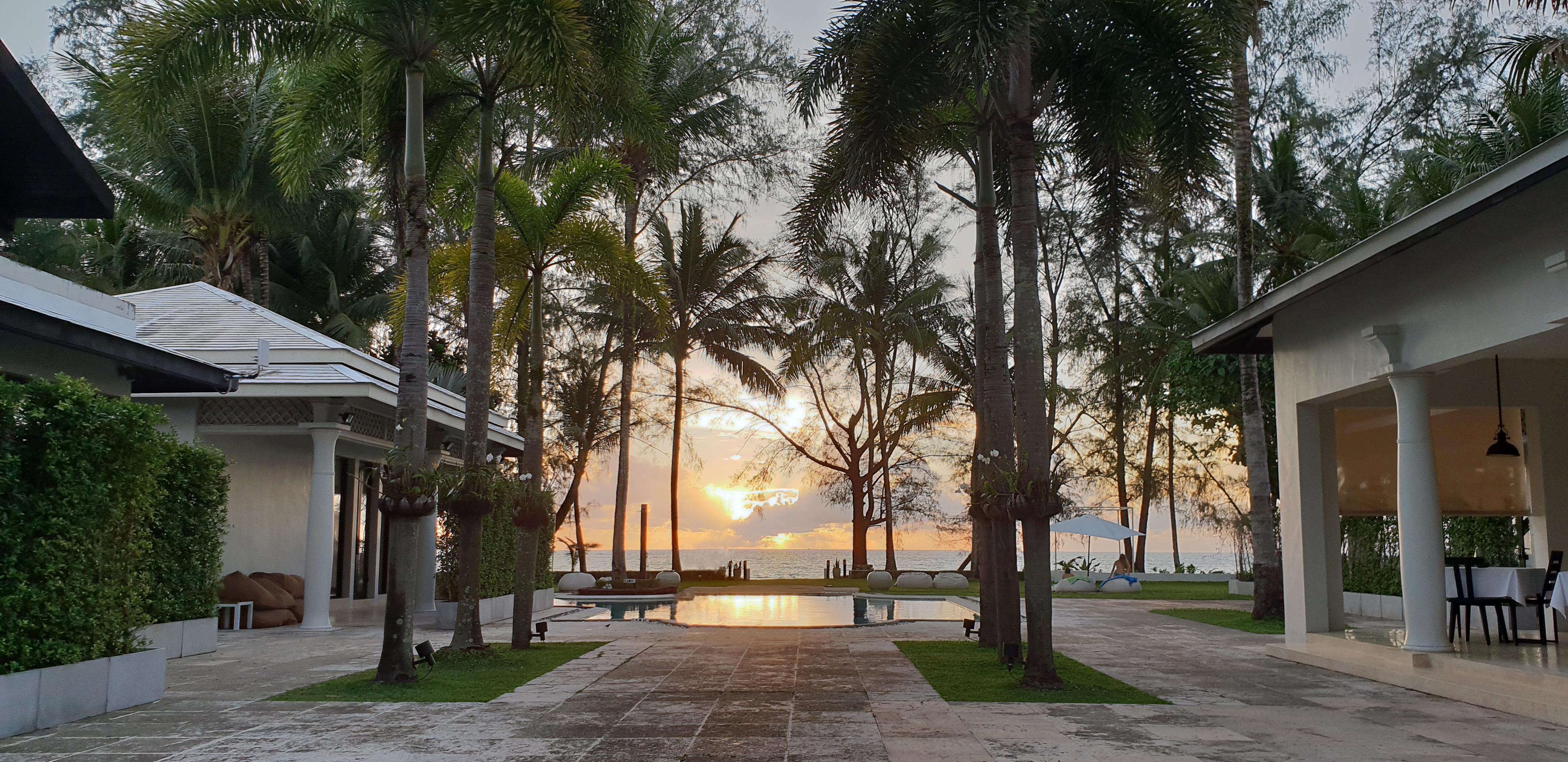 The Anda Mani Khaolak Beachfront Villas Khao Lak Extérieur photo